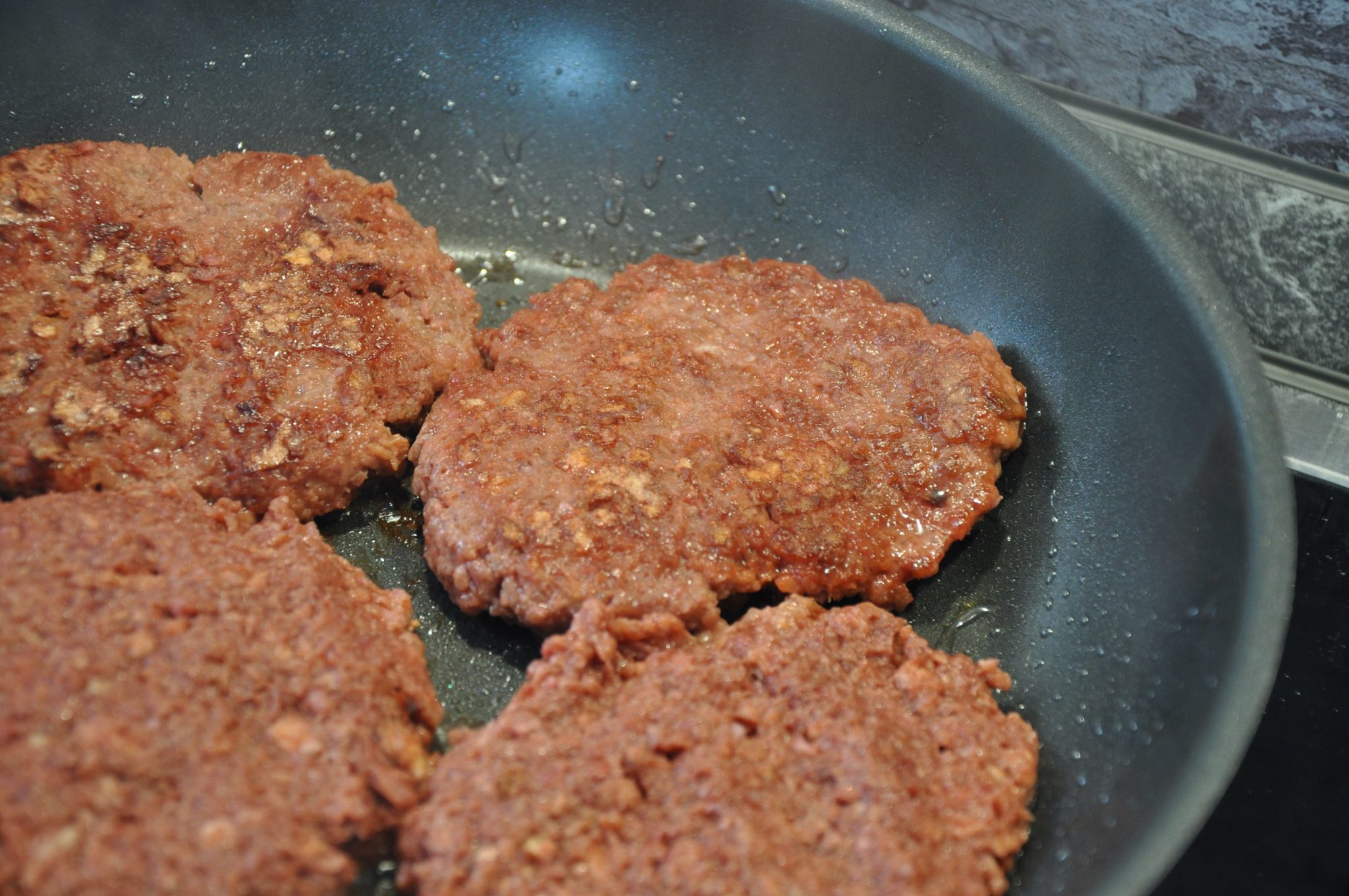 GreenforceBurger im Test Vegane Pattys · burgerfight