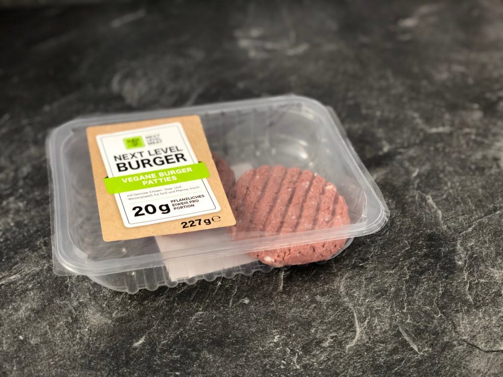 Plastik-Verpackung der neuen LIDL Patties.